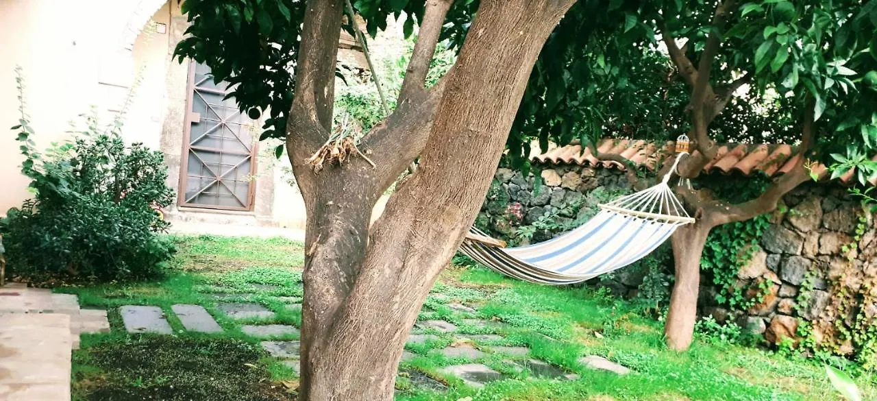 Villa Bouganville Viagrande Italia